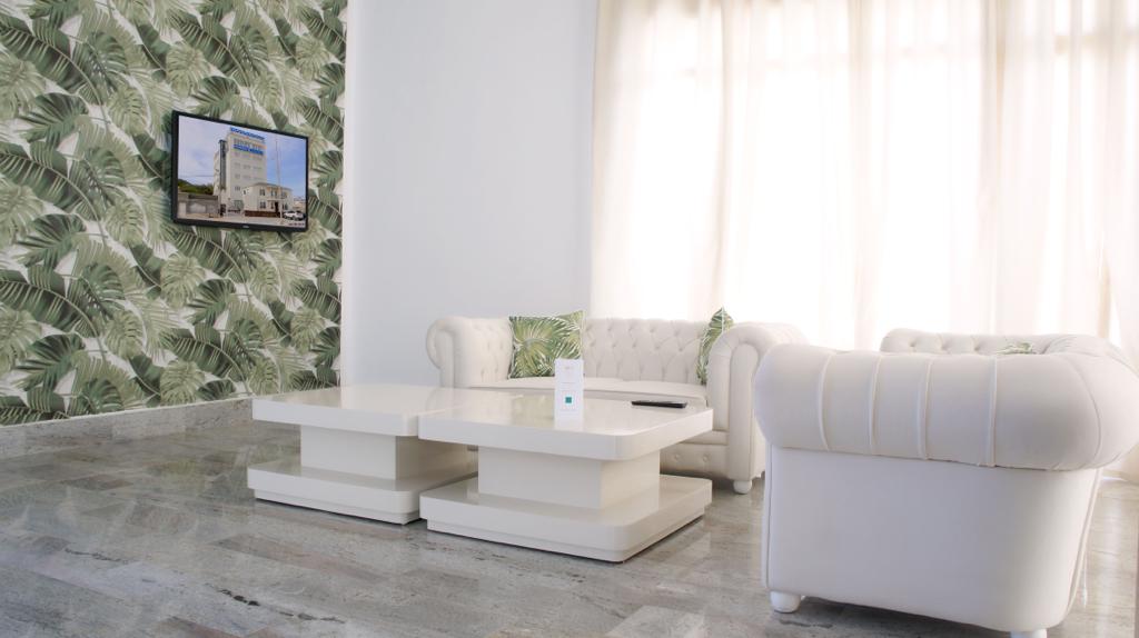 Vista general patio principal La Laguna Gran Hotel